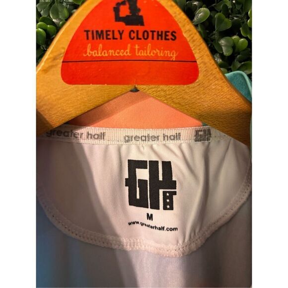 Greater Half Hexagon Collarless Colorful Shirt Sz Medium - Picture 3 of 5